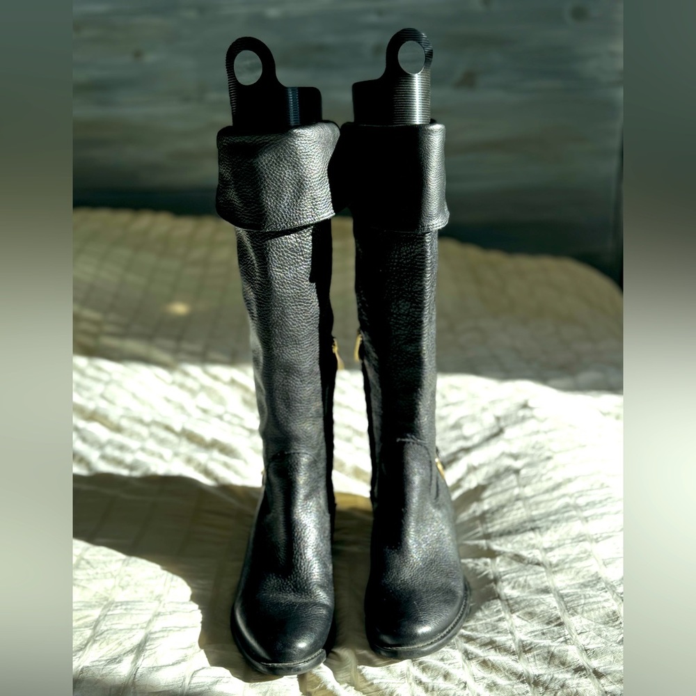 Vince Camuto women’s tall boots black  size 6.5  decorative zip back and buckles